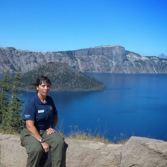 Meet your Posher, Eliz - Picture 1 of 1